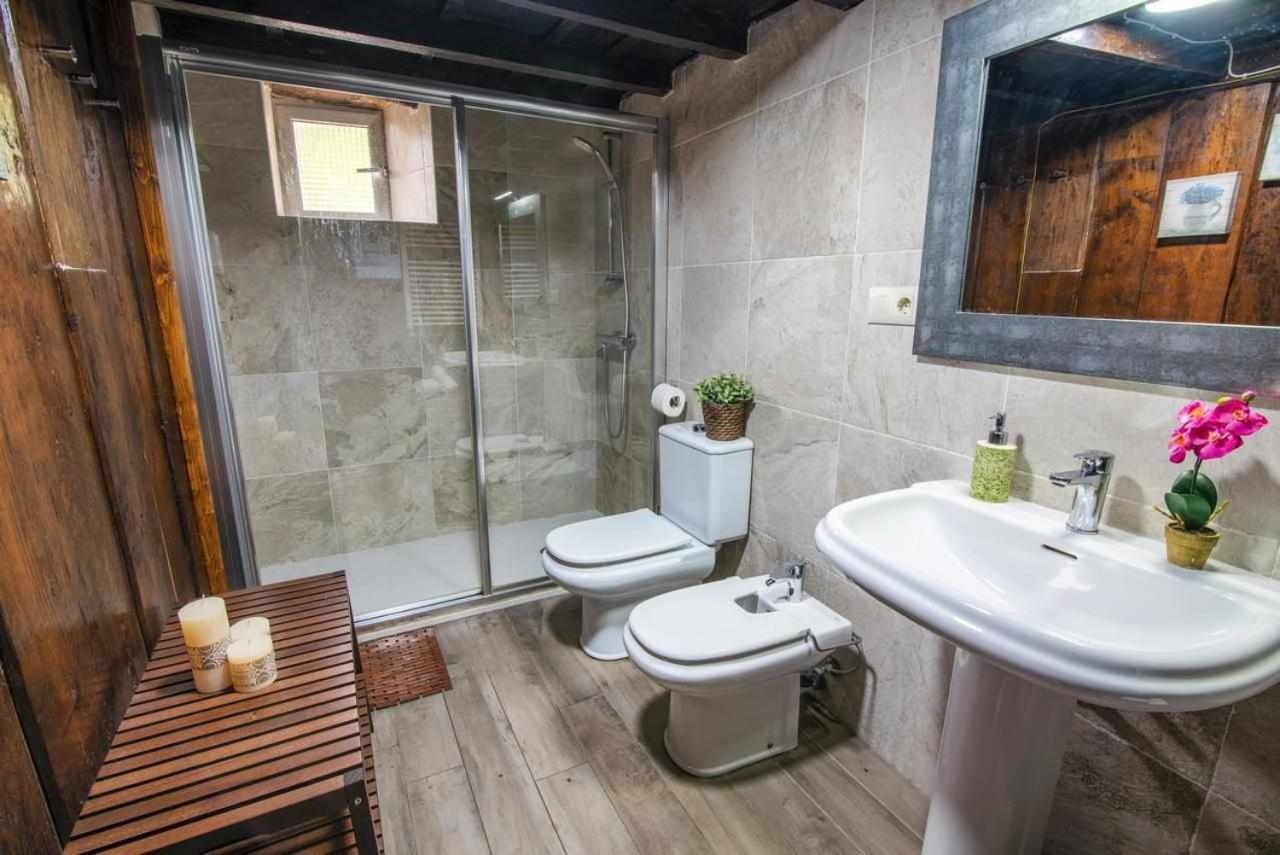 Casa Rural La Carrozal Senda Del Oso Orelleiru Екстер'єр фото