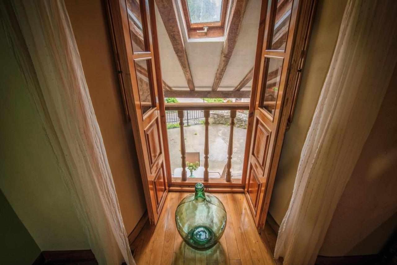Casa Rural La Carrozal Senda Del Oso Orelleiru Екстер'єр фото